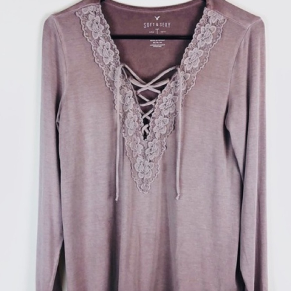 American eagle lace up lavender long sleeve